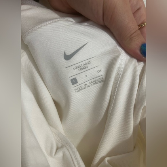 Nike skirt - Picture 8 of 8